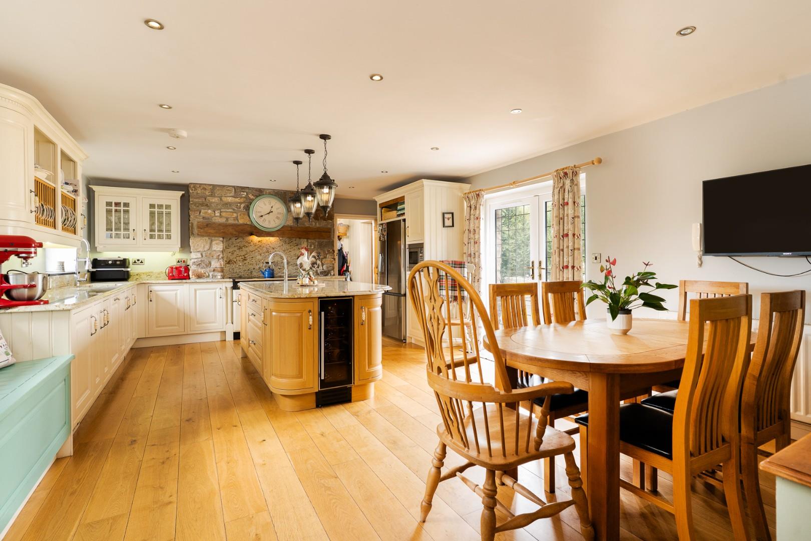 Llantrisant Road, Groesfaen, RCT, CF72 8NJ